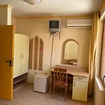 семеен апарт 2* بوموري