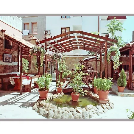 Hotel семеен апарт Pomorie